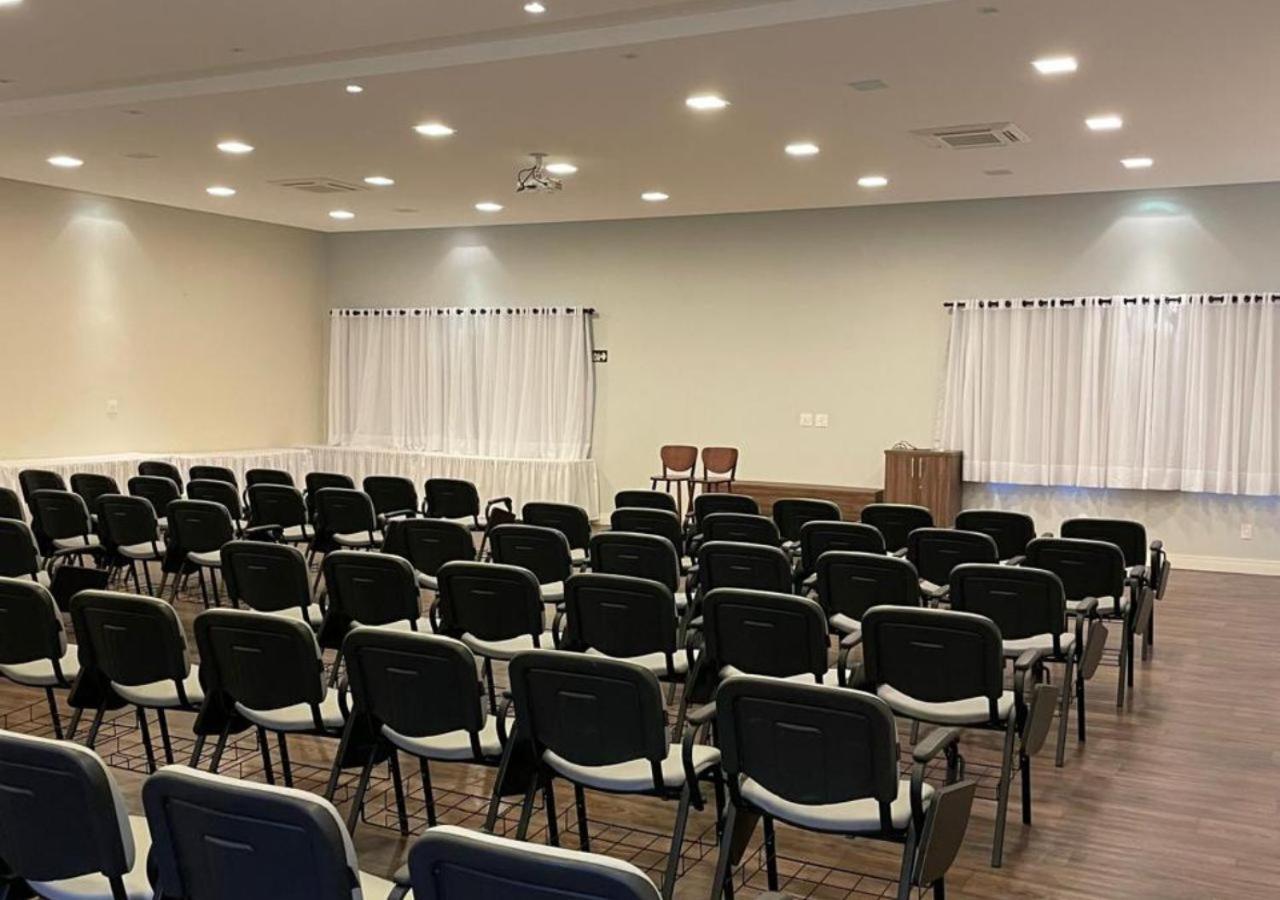 Dona Adelia Hotel E Restaurante Flores da Cunha Eksteriør bilde